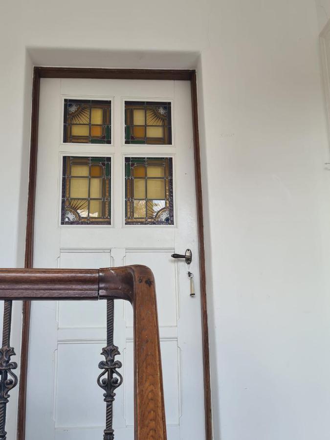 Acomodação com café da manhã  Klooster Mariadal - Borgharen *